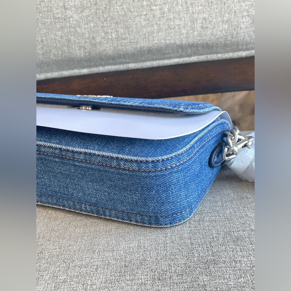 NWT！Coach Hailey Flap Crossbody Shoulder bag In Denim（COACH CAN96） - Picture 4 of 5